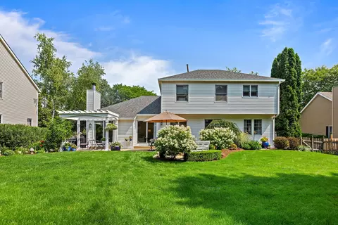124 Hampton St, Cary, IL 60013 photo 34