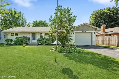 803 S Riverside Dr, Mchenry, IL 60050