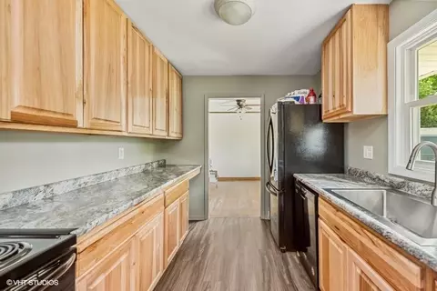 803 S Riverside Dr, Mchenry, IL 60050 photo 7
