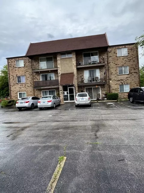 7109 Laverne Ln #3A, Tinley Park, IL 60477