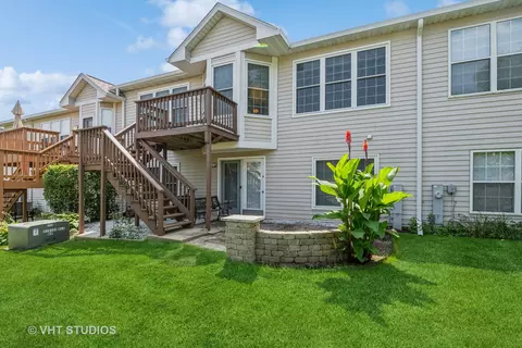 944 Verona Dr, Cary, IL 60013 photo 11