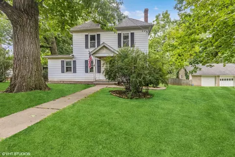 38960 N Chicago Ave, Wadsworth, IL 60083