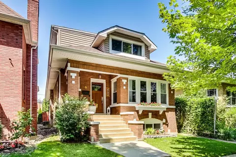 6134 N Maplewood Ave, Chicago, IL 60659