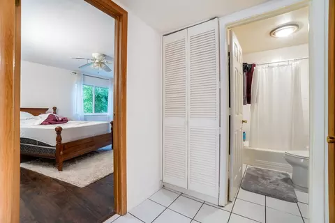 930 Beau Dr #209, Des Plaines, IL 60016 photo 11