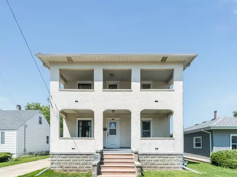 121 Davis Ave, Rockdale, IL 60436