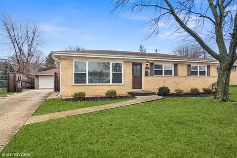 719 Hatlen Ave, Mount Prospect, IL 60056
