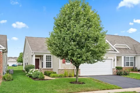 812 Rocky Gap Dr, Elgin, IL 60124 photo 3