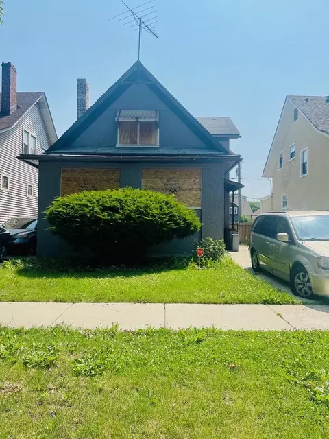 1135 N Latrobe Ave, Chicago, IL 60651