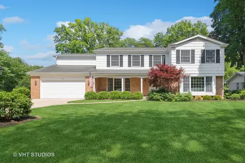 275 Old Mill Rd, Barrington, IL 60010