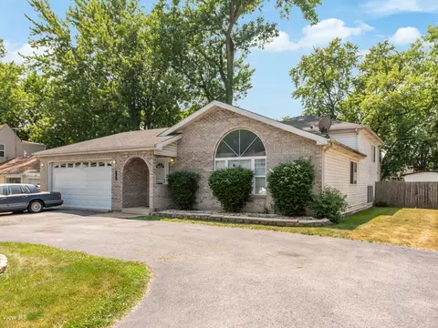 15630 Sawyer Ave, Markham, IL 60428 photo 1