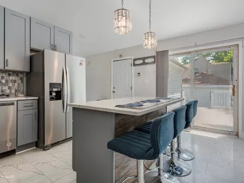 15630 Sawyer Ave, Markham, IL 60428 photo 6