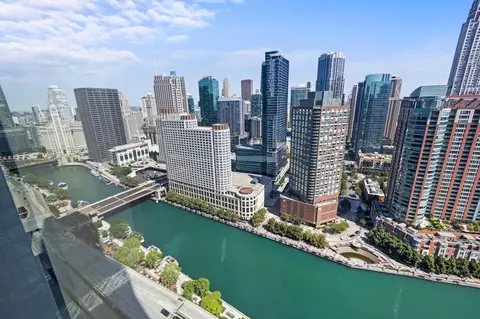 363 E Wacker Dr #2702, Chicago, IL 60601 photo 10
