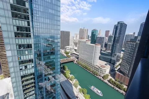 363 E Wacker Dr #2702, Chicago, IL 60601 photo 13