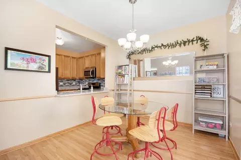 1070 Clover Dr, Minooka, IL 60447 photo 6