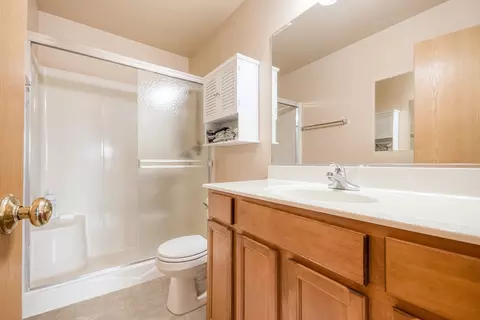 1070 Clover Dr, Minooka, IL 60447 photo 9