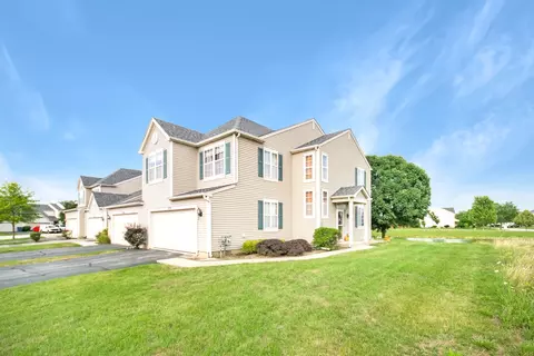 1070 Clover Dr, Minooka, IL 60447
