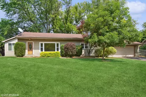 34955 N Park Dr, Ingleside, IL 60041