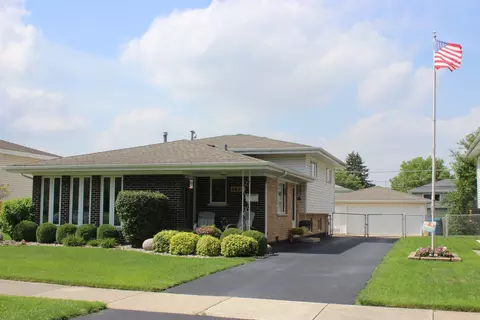 5432 139th St, Crestwood, IL 60445