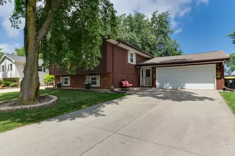1220 George Dr, Normal, IL 61761
