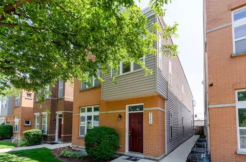 5343 W Galewood Ave, Chicago, IL 60639