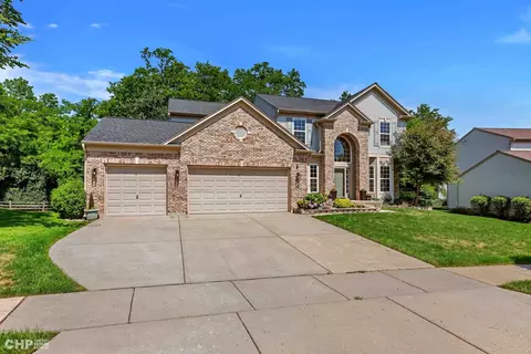 917 Blue Ridge Dr, Streamwood, IL 60107
