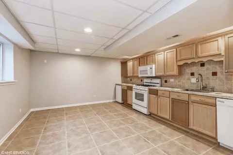 32359 Sawyer Ct, Lakemoor, IL 60051 photo 19