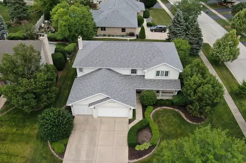 18113 Pheasant Lake Dr, Tinley Park, IL 60487