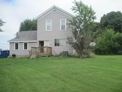 27081 1800 Ave N, Princeton, IL 61356