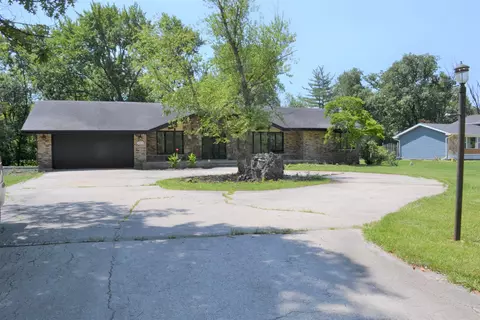2113 W 34th St, Steger, IL 60475