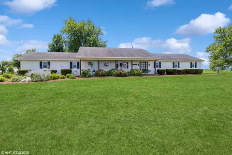 10025 Church Rd, Yorkville, IL 60560