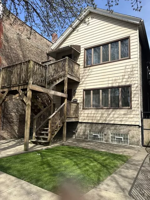 3207 S Wells St, Chicago, IL 60616