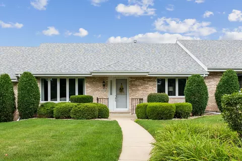 11028 New York Ct #180, Orland Park, IL 60467