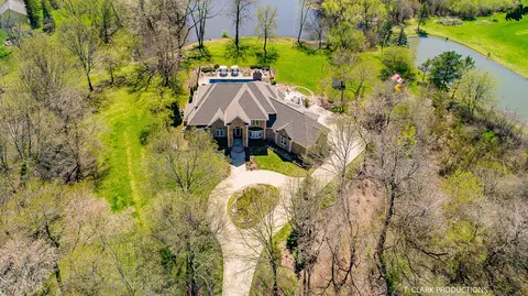 6 Loch Ln, South Barrington, IL 60010