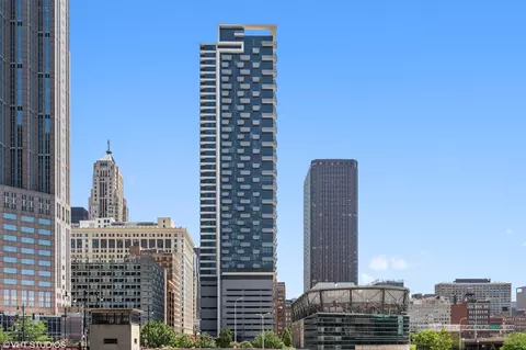 235 W Van Buren St #3216, Chicago, IL 60607