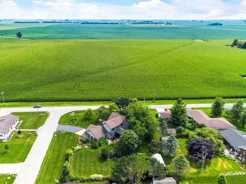 614 Morningside Dr, Chenoa, IL 61726 photo 51