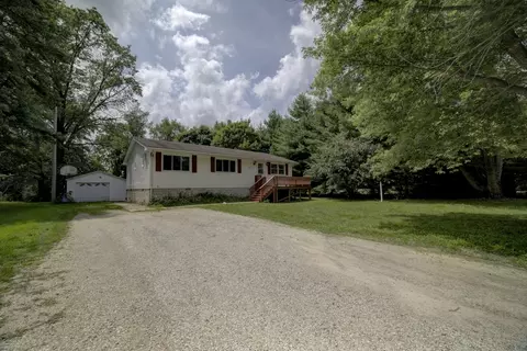 615 W Park Ave, Watseka, IL 60970