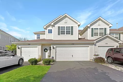 1390 Prescott Dr, Volo, IL 60020