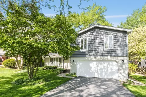 1570 Burning Trl, Wheaton, IL 60189