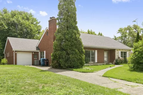 843 N Memorial Dr, Chicago Heights, IL 60411