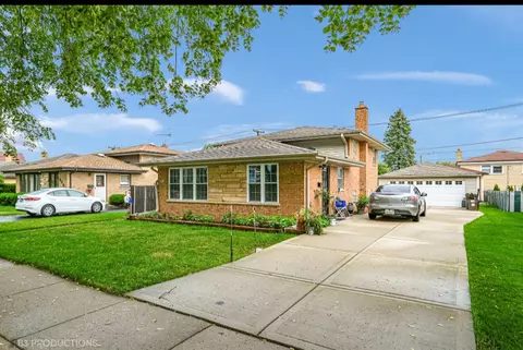8804 44th Pl, Brookfield, IL 60513