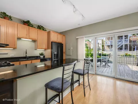 1314 W Grenshaw St #B, Chicago, IL 60607 photo 8