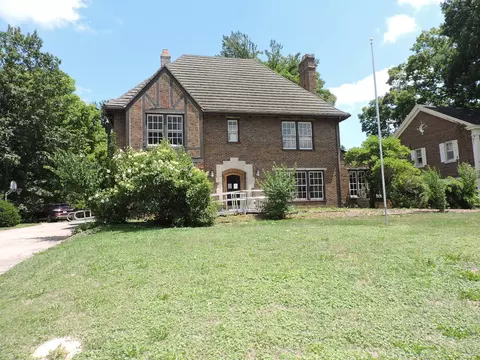 1651 N Vermilion St, Danville, IL 61832