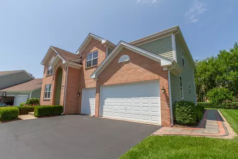 620 Donegal Dr, Elgin, IL 60124 photo 2