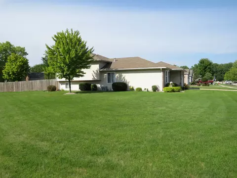 792 Cottage Ct, Morris, IL 60450 photo 2