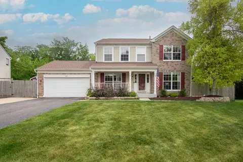 767 Creek Bend Ln, Antioch, IL 60002