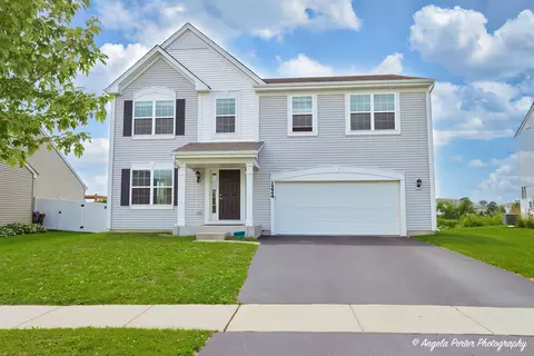 1224 Viola Ln, Volo, IL 60073