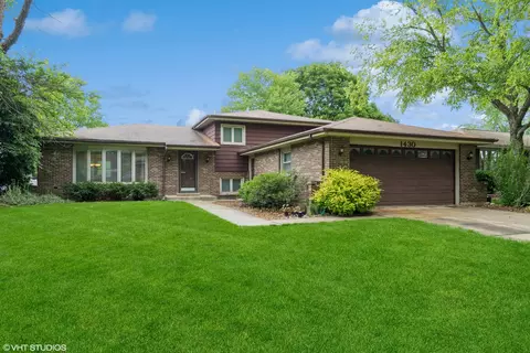 1430 Terrace Dr, Downers Grove, IL 60516