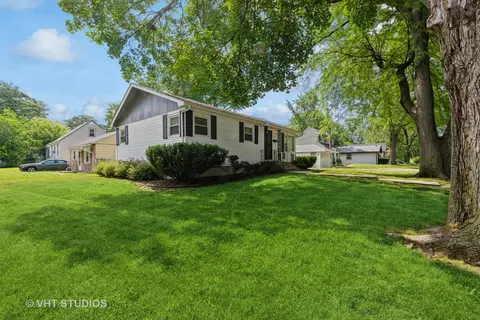 2239 W 170th St, Hazel Crest, IL 60429 photo 2