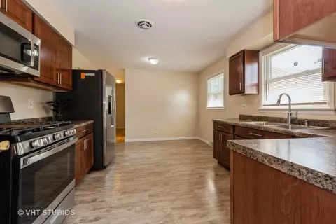 2239 W 170th St, Hazel Crest, IL 60429 photo 8