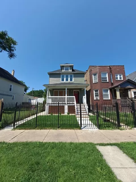 736 N Lockwood Ave, Chicago, IL 60644